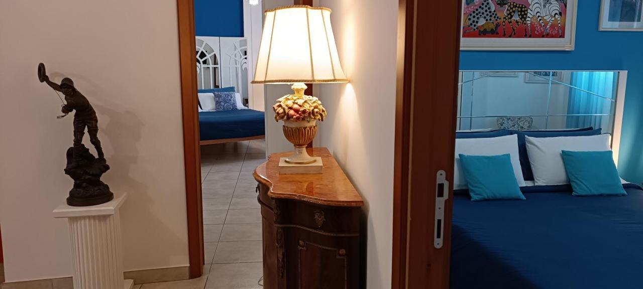 Amanda'S Apartment Taranto Luaran gambar