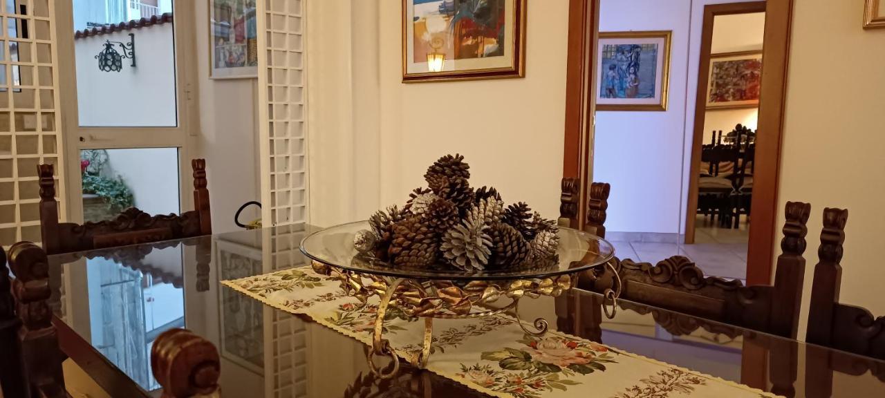 Amanda'S Apartment Taranto Luaran gambar