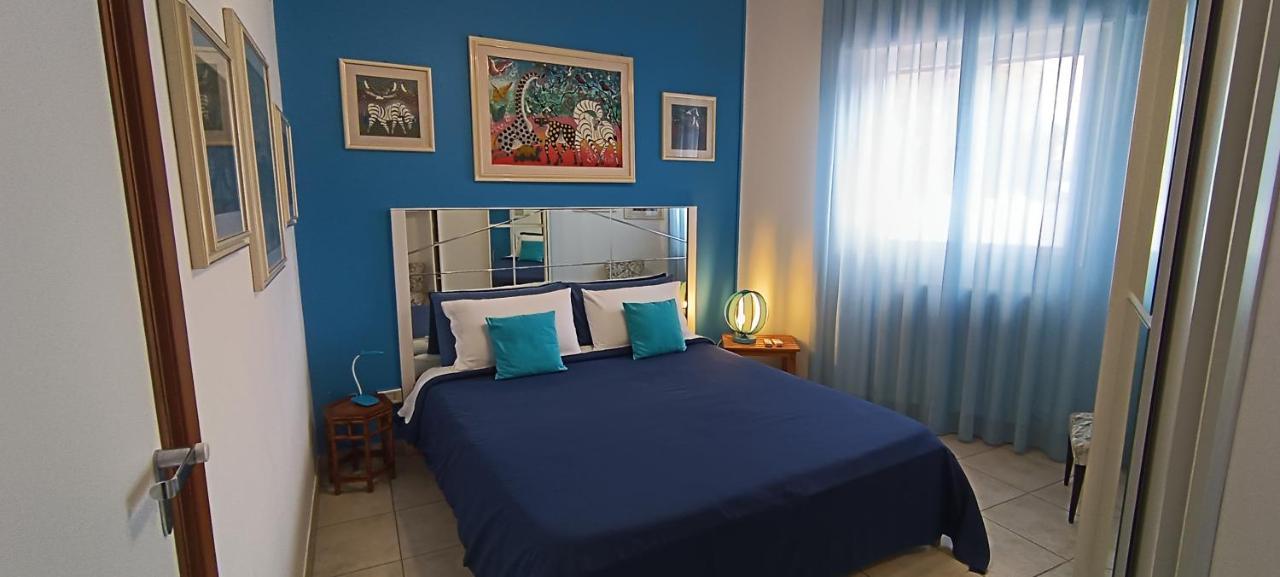 Amanda'S Apartment Taranto Luaran gambar